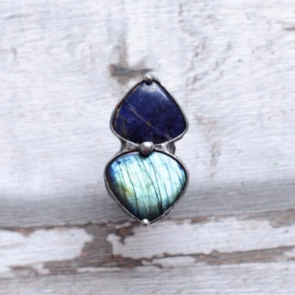 Handcrafted Sodalite+Labradorite Ring - Picture 2 of 5